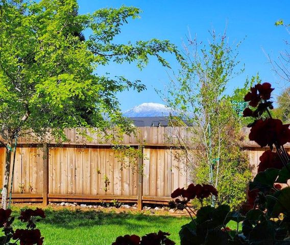 4608 Dandelion Drive, Redding, CA 96002