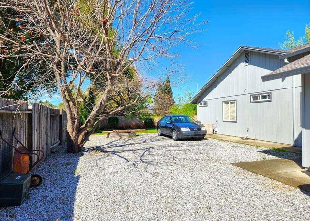 4608 Dandelion Drive, Redding, CA 96002