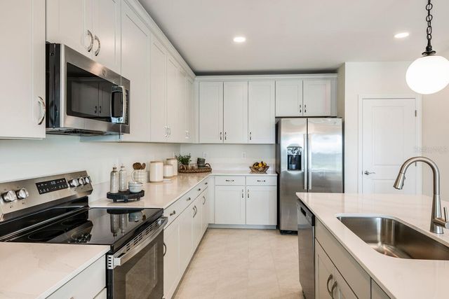9617 VIBRANT LANE, Venice, FL 34292