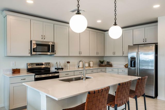 9617 VIBRANT LANE, Venice, FL 34292