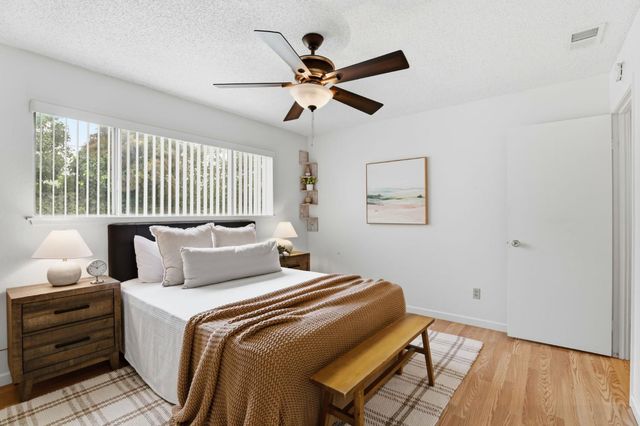 2701 Dorine Way, Sacramento, CA 95833