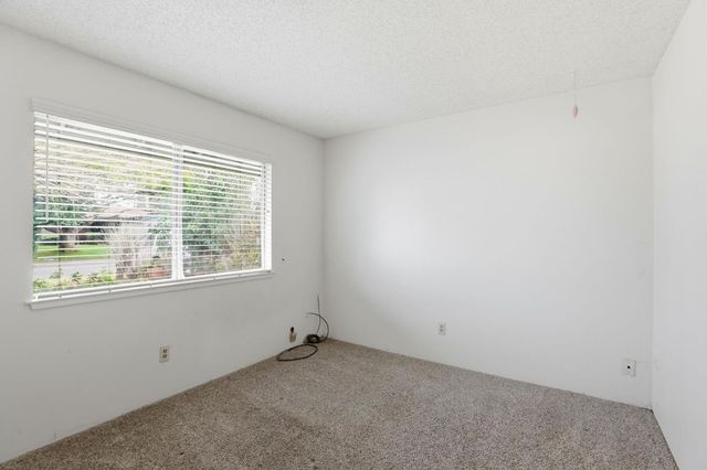 2701 Dorine Way, Sacramento, CA 95833