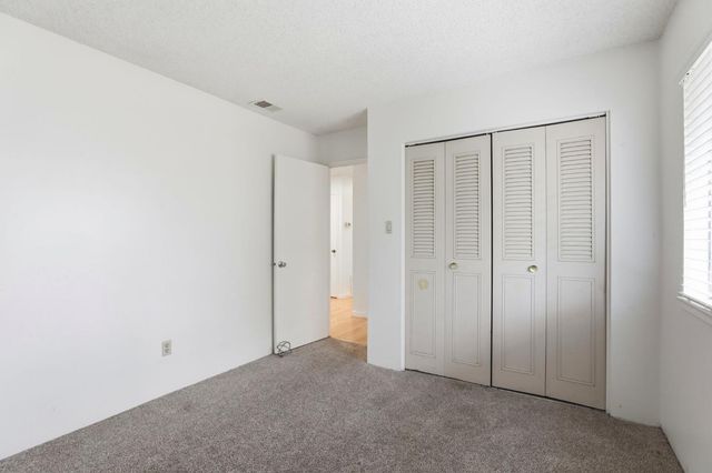 2701 Dorine Way, Sacramento, CA 95833