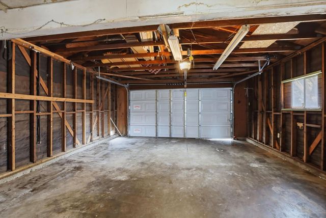 2701 Dorine Way, Sacramento, CA 95833