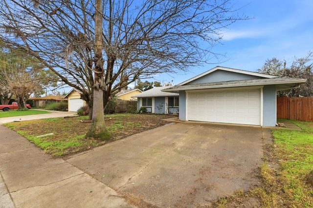 2701 Dorine Way, Sacramento, CA 95833