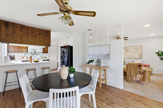 2701 Dorine Way, Sacramento, CA 95833