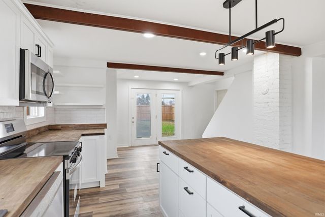 1603 Summit Street, New Haven, IN 46774