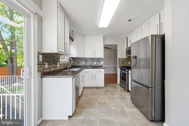 14177 ROCKINGHORSE DR, Woodbridge, VA 22193
