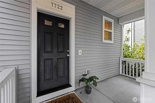 7722 39th Avenue S, Seattle, WA 98118