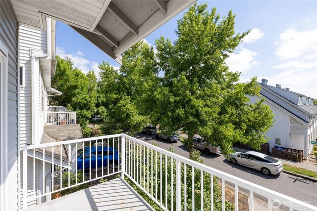 7722 39th Avenue S, Seattle, WA 98118