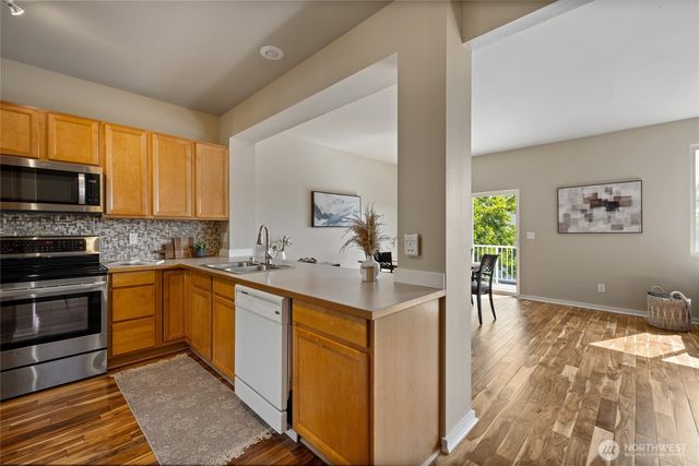 7722 39th Avenue S, Seattle, WA 98118