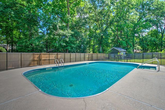107 Stratford Drive, Summerville, SC 29485