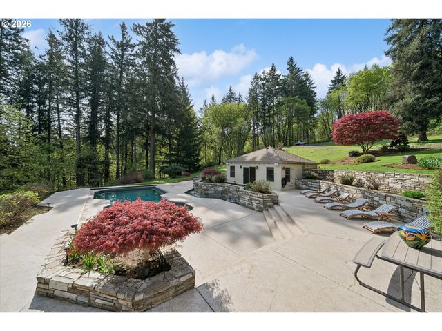 24400 Sw VALLEY VIEW Rd, West Linn, OR 97068