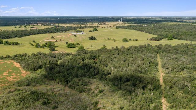 3700 County Road 467, Elgin, TX 78621