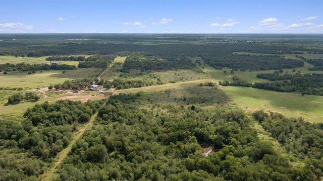 3700 County Road 467, Elgin, TX 78621