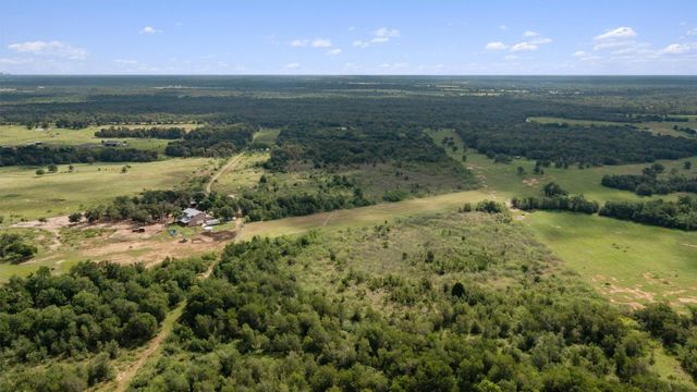 3700 County Road 467, Elgin, TX 78621