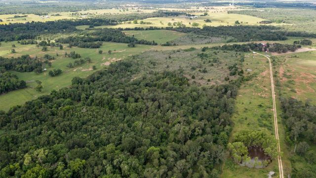 3700 County Road 467, Elgin, TX 78621