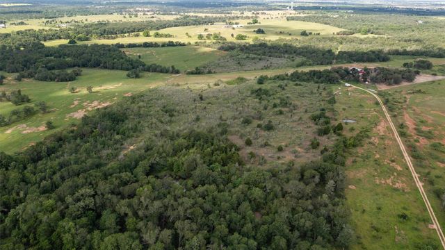 3700 County Road 467, Elgin, TX 78621