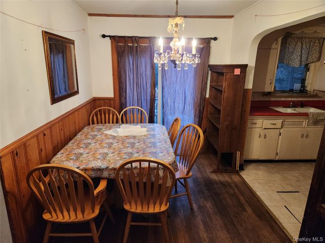 53 Riverside Drive, Riverhead, NY 11901