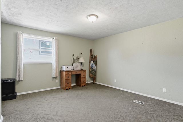 6102 N Washington St, Spokane, WA 99205