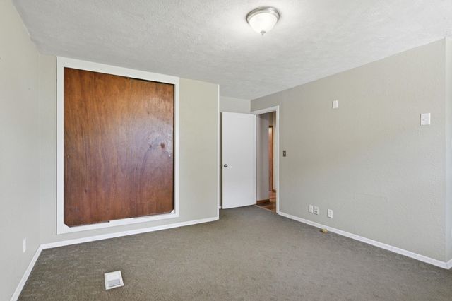 6102 N Washington St, Spokane, WA 99205