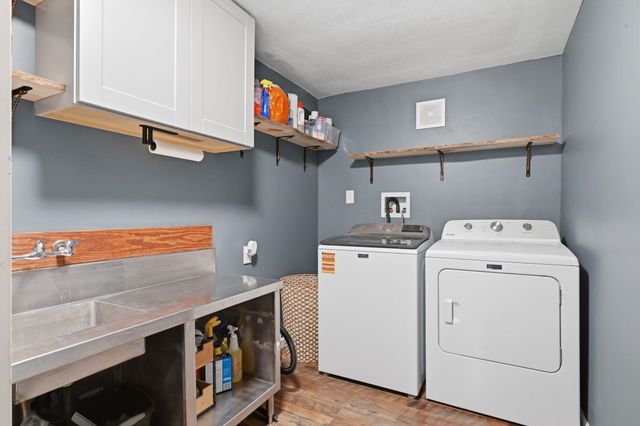 6102 N Washington St, Spokane, WA 99205