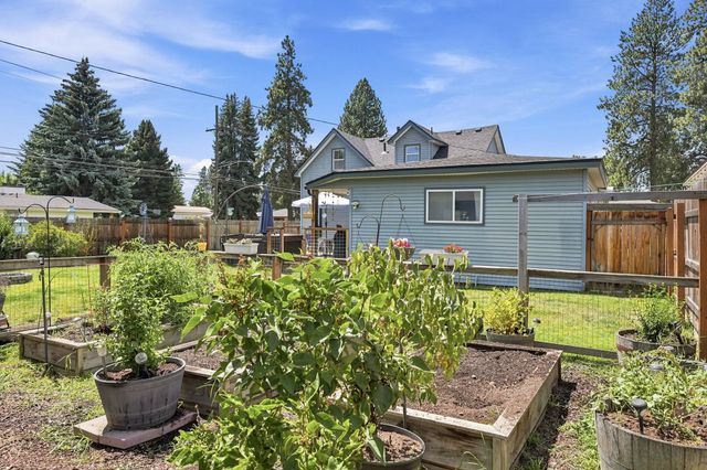 6102 N Washington St, Spokane, WA 99205
