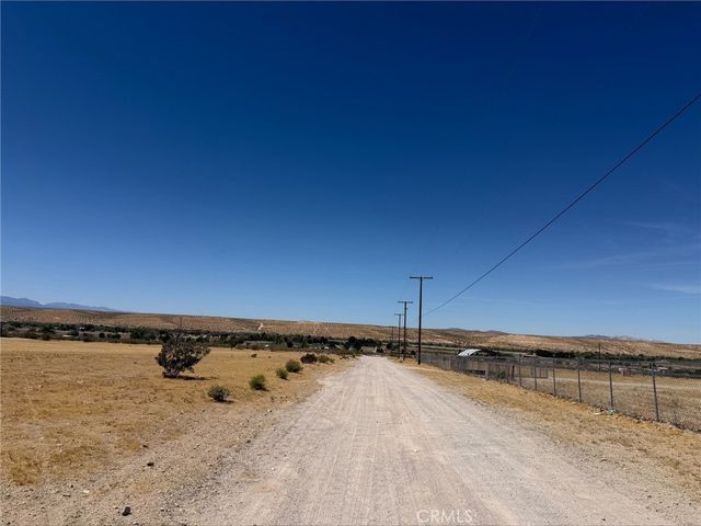 27 Oleander Street, Oro Grande, CA 92368