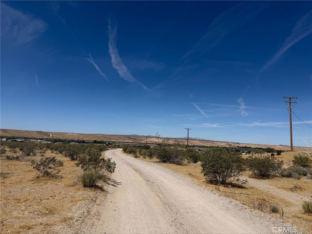 27 Oleander Street, Oro Grande, CA 92368