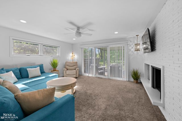 2741 Braeburn Road, Rochester Hills, MI 48309