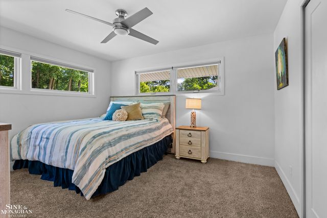 2741 Braeburn Road, Rochester Hills, MI 48309