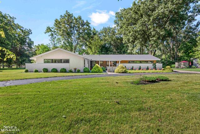 2741 Braeburn Road, Rochester Hills, MI 48309