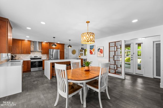 2741 Braeburn Road, Rochester Hills, MI 48309