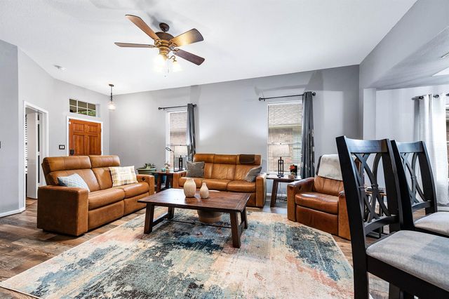 739 Apple Blossom Drive, Pearland, TX 77584