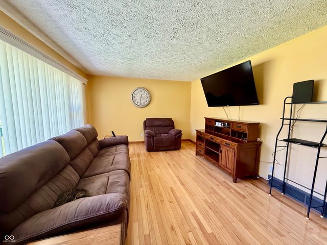 145 Jonquil Drive, Indianapolis, IN 46227