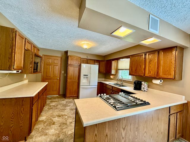 145 Jonquil Drive, Indianapolis, IN 46227