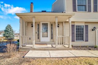 2664 College Hill Circle 381, Schaumburg, IL 60173