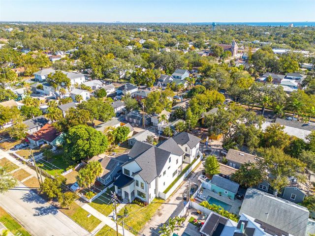 921 12TH STREET N, St Petersburg, FL 33705