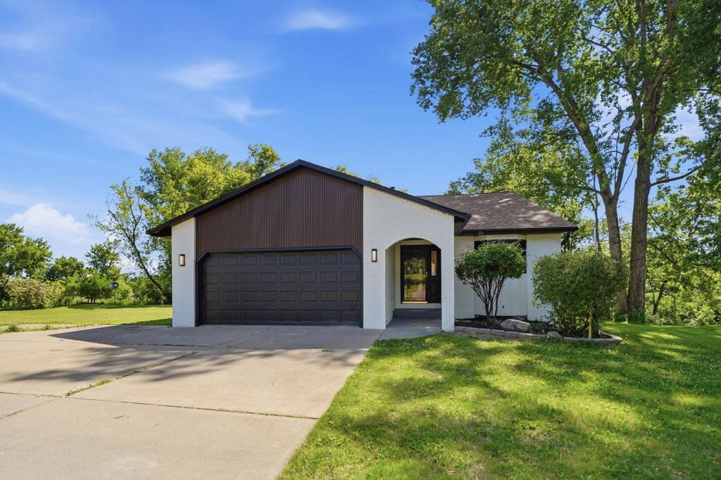 5710 Jenni Lane, White Bear Twp, MN 55110 — exterior