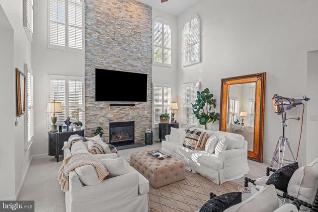 5 LAUREL WOOD CT, Lindenwold, NJ 08021