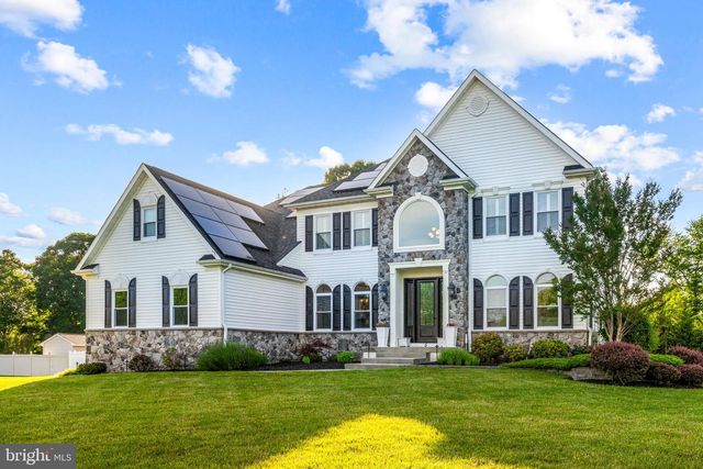 5 LAUREL WOOD CT, Lindenwold, NJ 08021