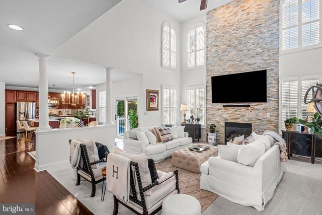 5 LAUREL WOOD CT, Lindenwold, NJ 08021