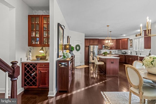 5 LAUREL WOOD CT, Lindenwold, NJ 08021
