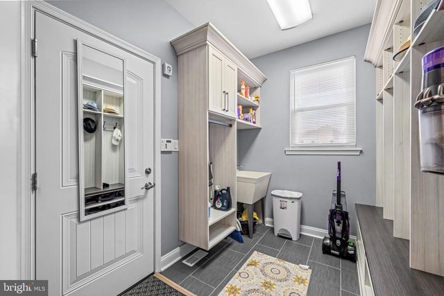 5 LAUREL WOOD CT, Lindenwold, NJ 08021