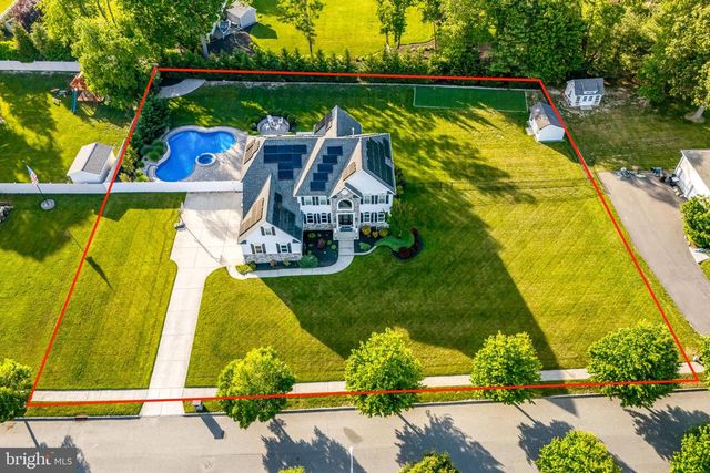5 LAUREL WOOD CT, Lindenwold, NJ 08021