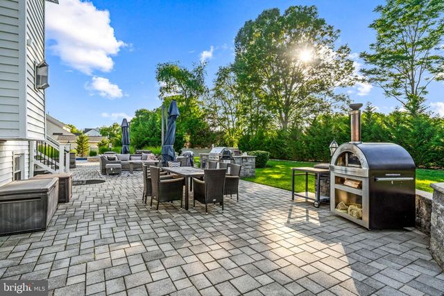 5 LAUREL WOOD CT, Lindenwold, NJ 08021