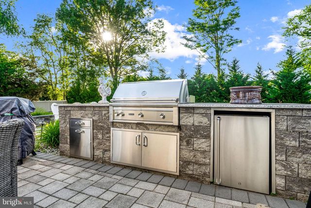 5 LAUREL WOOD CT, Lindenwold, NJ 08021