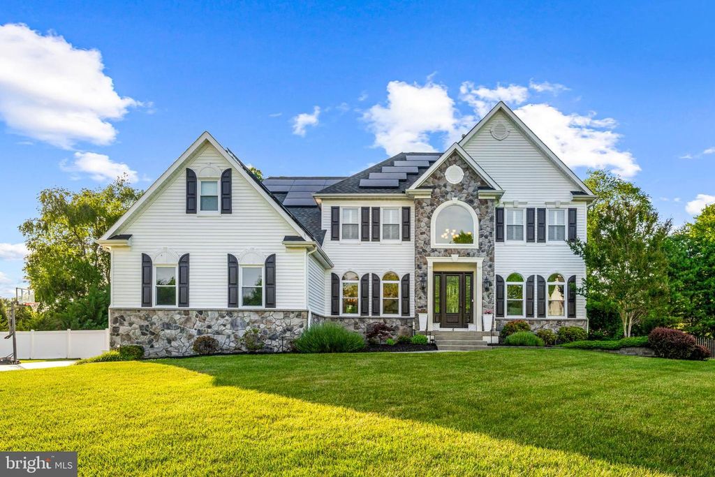 5 LAUREL WOOD CT, Lindenwold, NJ 08021