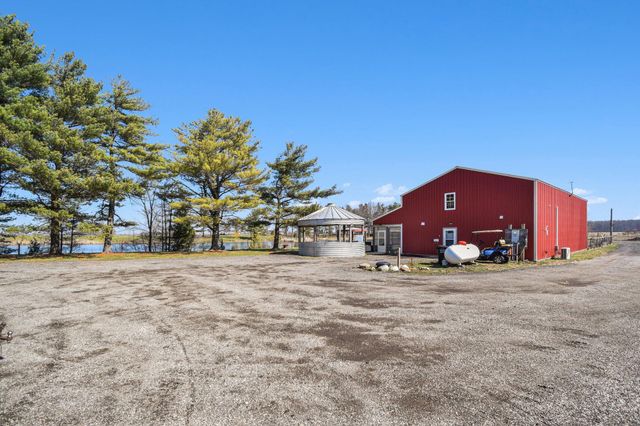 10647 Hawthorn Road, Plymouth, IN 46563