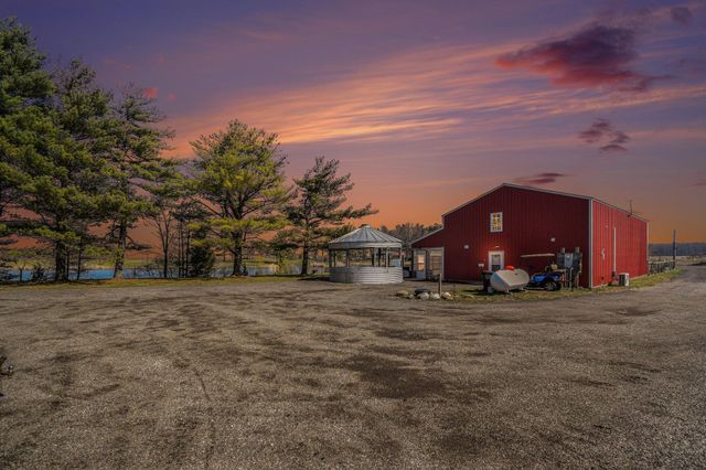 10647 Hawthorn Road, Plymouth, IN 46563